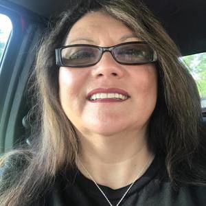 Meet your Posher, Mia